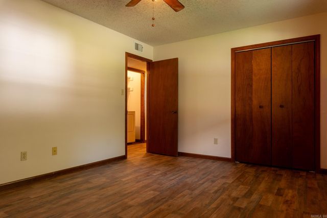 504 Green Oak Lane, White Hall, AR 71602