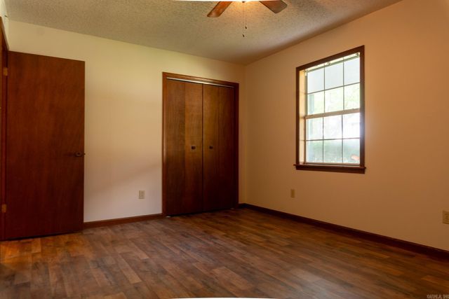 504 Green Oak Lane, White Hall, AR 71602