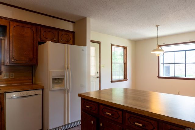 504 Green Oak Lane, White Hall, AR 71602