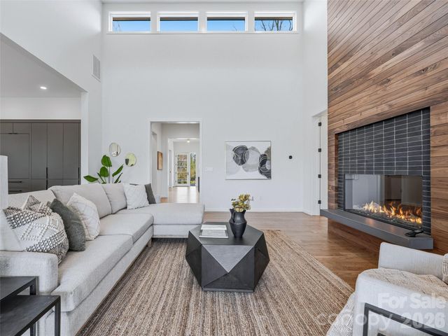 140 Upperfell Court, Asheville, NC 28803