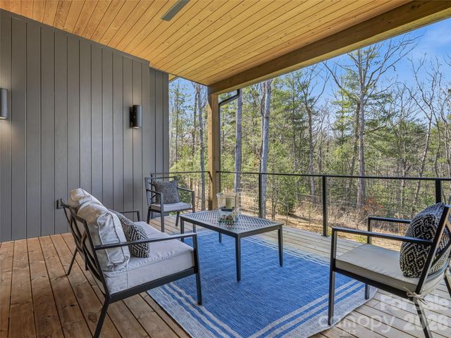 140 Upperfell Court, Asheville, NC 28803
