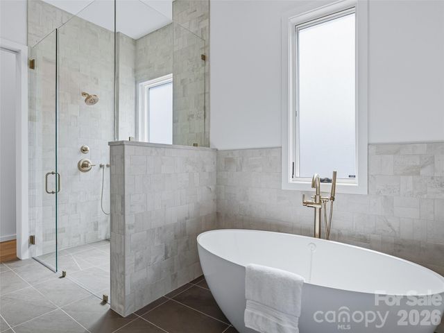 140 Upperfell Court, Asheville, NC 28803