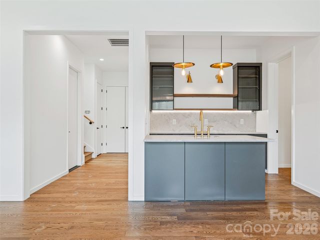 140 Upperfell Court, Asheville, NC 28803