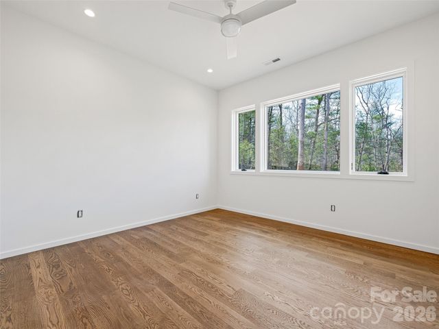140 Upperfell Court, Asheville, NC 28803