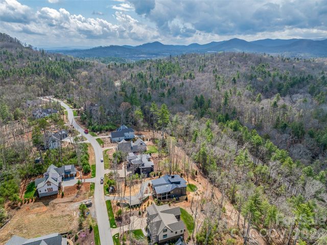 140 Upperfell Court, Asheville, NC 28803