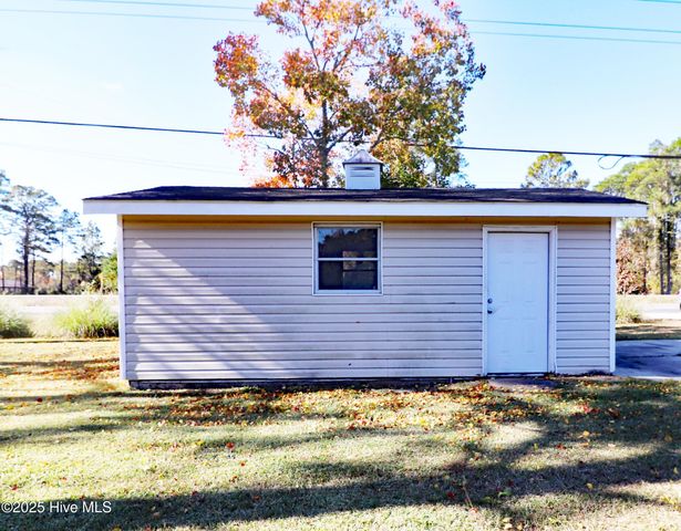 8240 Highway 70, Newport, NC 28570