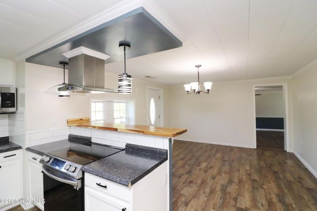 8240 Highway 70, Newport, NC 28570