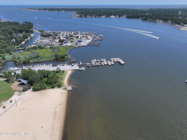 250 Davids Road, Brick, NJ 08724