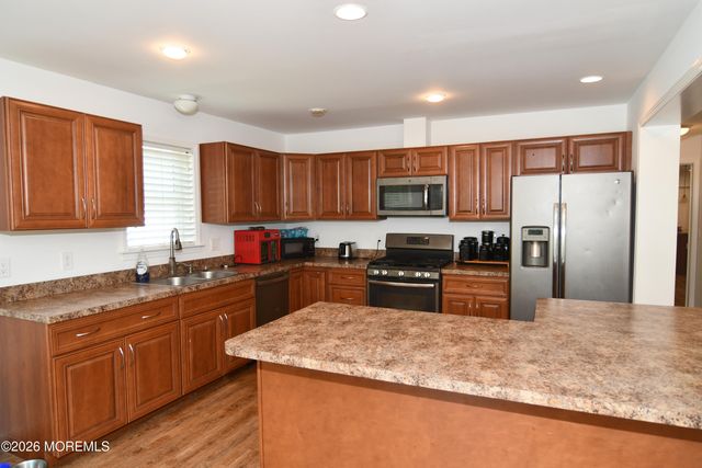 250 Davids Road, Brick, NJ 08724