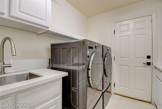 7686 Gossamer Wind Street, Las Vegas, NV 89139