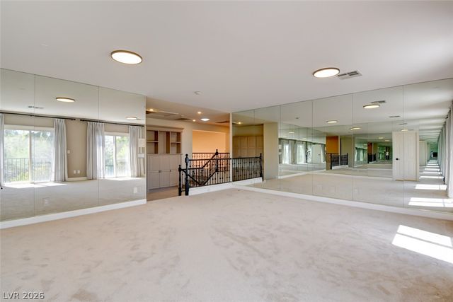 7686 Gossamer Wind Street, Las Vegas, NV 89139