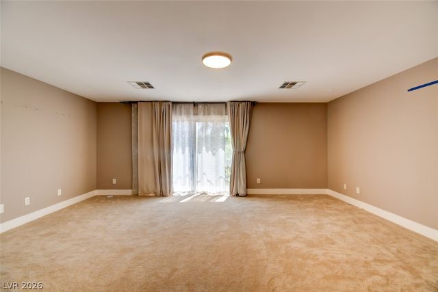 7686 Gossamer Wind Street, Las Vegas, NV 89139