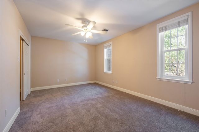 1801 Enterprise Avenue, League City, TX 77573