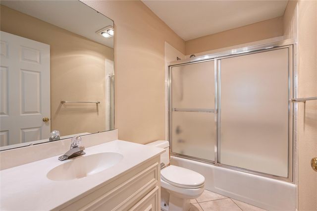 1801 Enterprise Avenue, League City, TX 77573