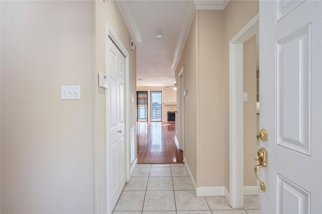 1801 Enterprise Avenue, League City, TX 77573