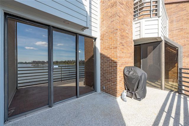 1801 Enterprise Avenue, League City, TX 77573