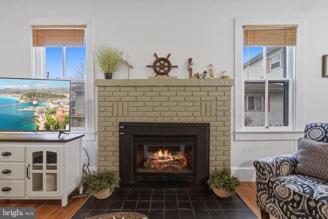 8832 DAYTON AVE, North Beach, MD 20714