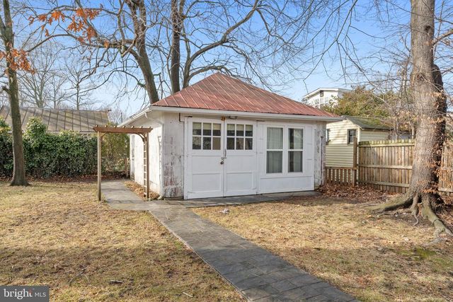 8832 DAYTON AVE, North Beach, MD 20714