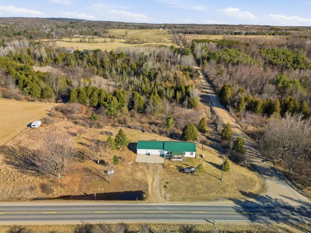 9026 W Coleman Road, Coldwater Twp, MI 48632