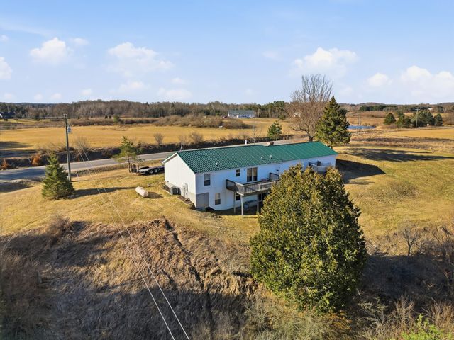 9026 W Coleman Road, Coldwater Twp, MI 48632