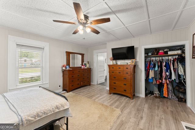48 Chestnut Street, Commerce, GA 30529