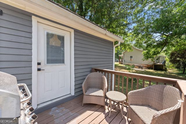 48 Chestnut Street, Commerce, GA 30529