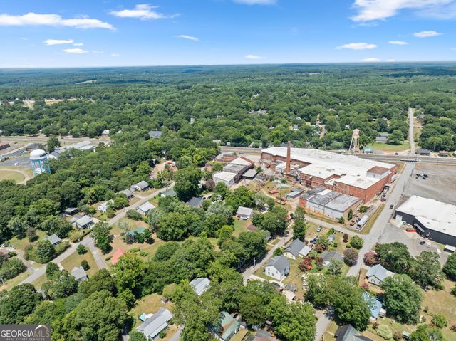48 Chestnut Street, Commerce, GA 30529