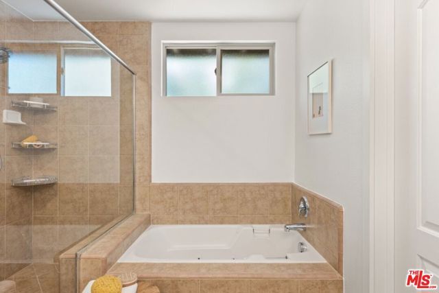 14830 Huston Street, Los Angeles, CA 91403