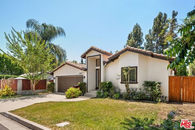 14830 Huston Street, Los Angeles, CA 91403