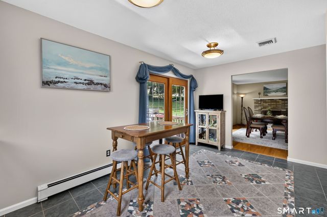 18 Harnish Lane, Wallingford, CT 06492