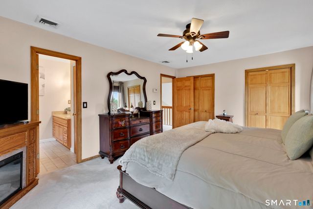 18 Harnish Lane, Wallingford, CT 06492