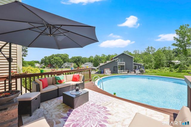 18 Harnish Lane, Wallingford, CT 06492