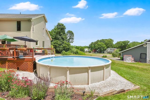 18 Harnish Lane, Wallingford, CT 06492