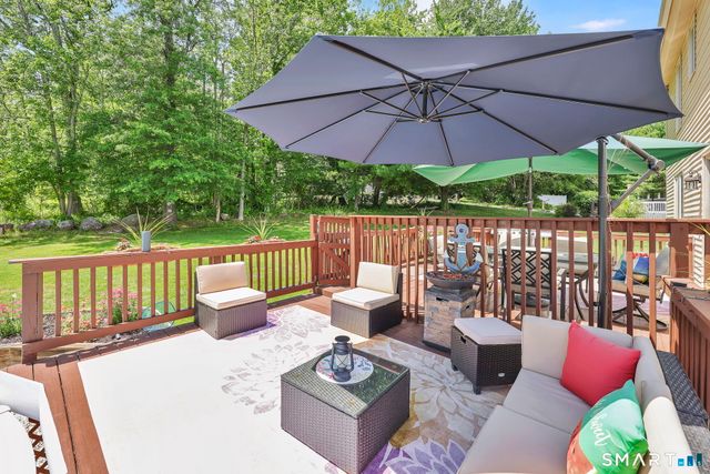 18 Harnish Lane, Wallingford, CT 06492