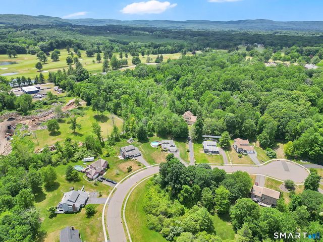 18 Harnish Lane, Wallingford, CT 06492