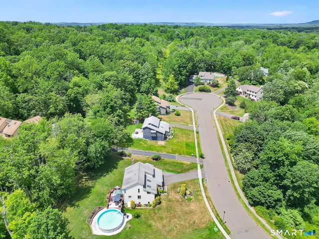 18 Harnish Lane, Wallingford, CT 06492