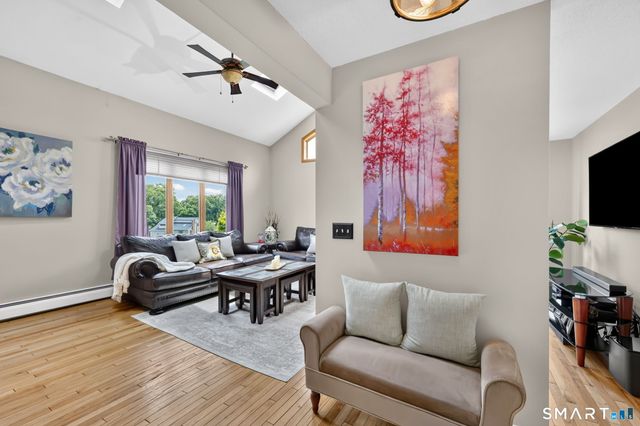 18 Harnish Lane, Wallingford, CT 06492