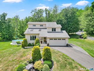 18 Harnish Lane, Wallingford, CT 06492
