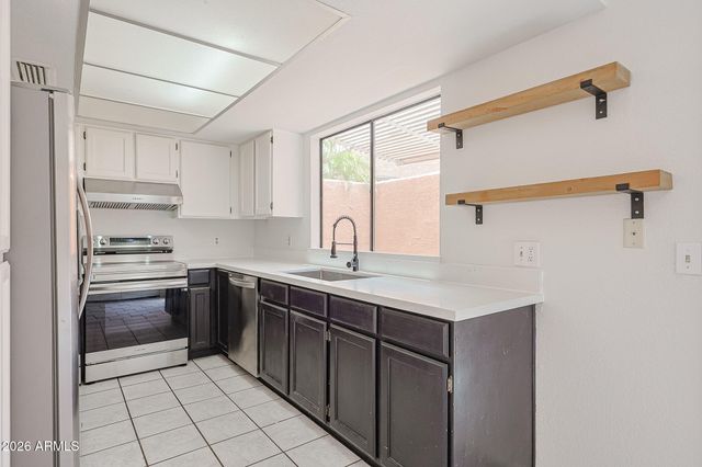 8940 W OLIVE Avenue 58, Peoria, AZ 85345