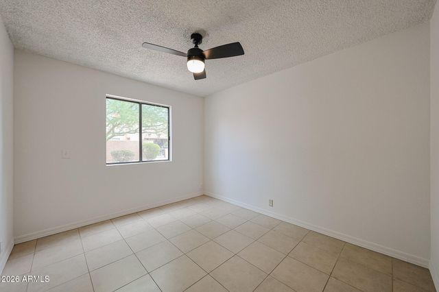 8940 W OLIVE Avenue 58, Peoria, AZ 85345