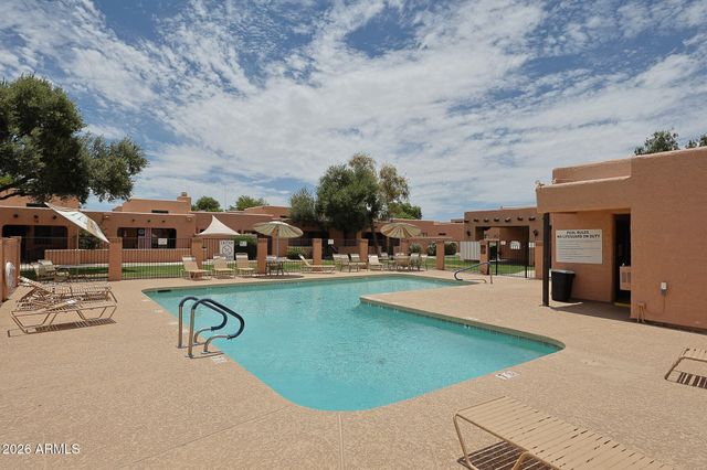 8940 W OLIVE Avenue 58, Peoria, AZ 85345