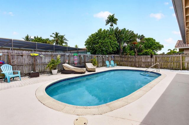 6521 Woodbury Road, Boca Raton, FL 33433