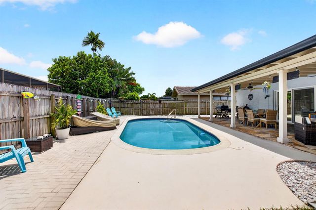 6521 Woodbury Road, Boca Raton, FL 33433