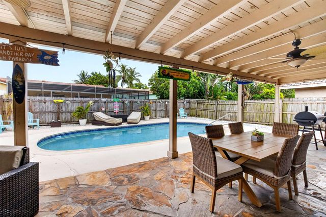 6521 Woodbury Road, Boca Raton, FL 33433