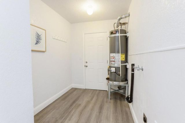 2904 El Sobrante Street, Santa Clara, CA 95051