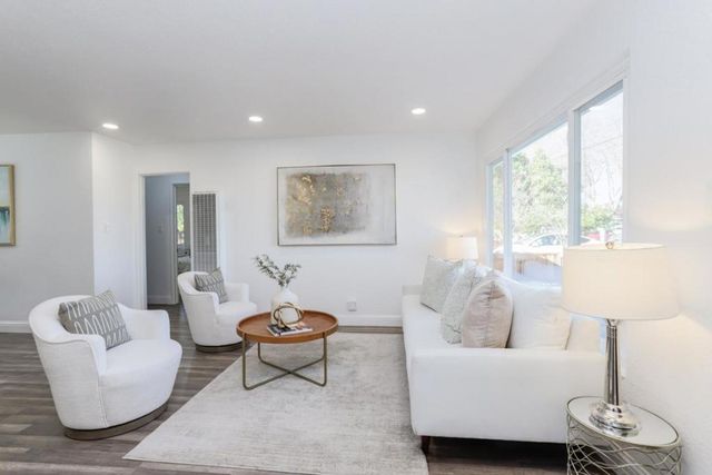 2904 El Sobrante Street, Santa Clara, CA 95051