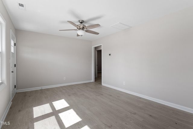 5033 Sunset Lake Road, Apex, NC 27539