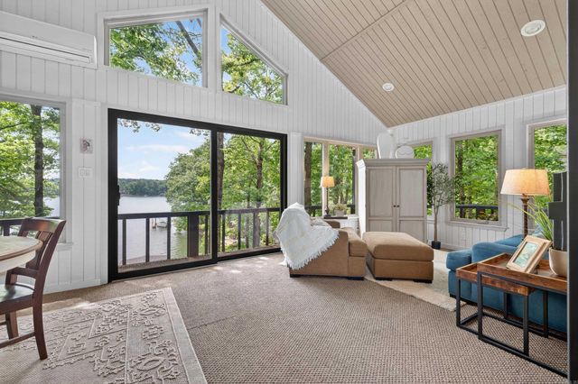4 Ligadura Lane, Hot Springs Village, AR 71909