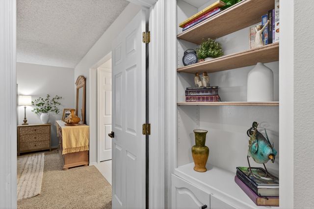 4 Ligadura Lane, Hot Springs Village, AR 71909