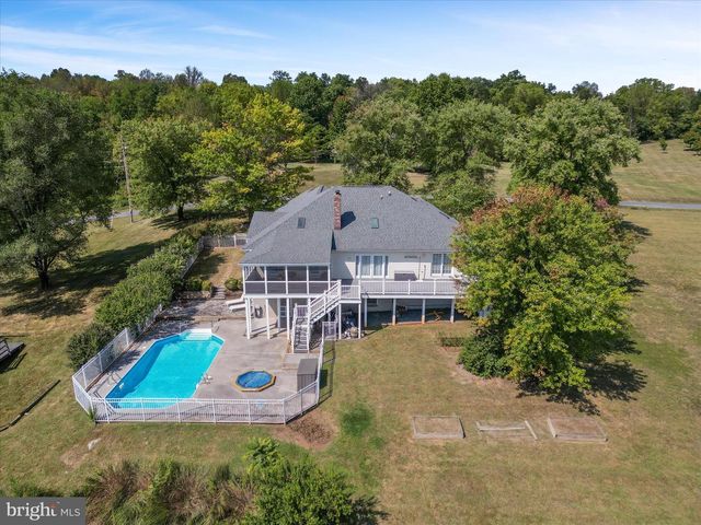 252 PUNKIN RIDGE DR, Clear Brook, VA 22624